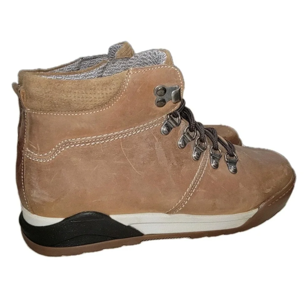 Cougar Swerve Women's 9 Hiking Boots Brown Leather Waterproof Winter Snow Alpine